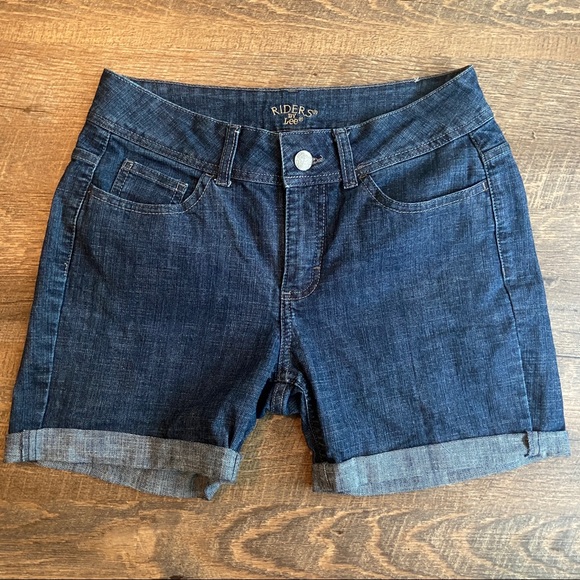 (CLOSET CLOSING FINAL SALE) Riders by Lee Jean Cuff Shorts - Picture 1 of 4
